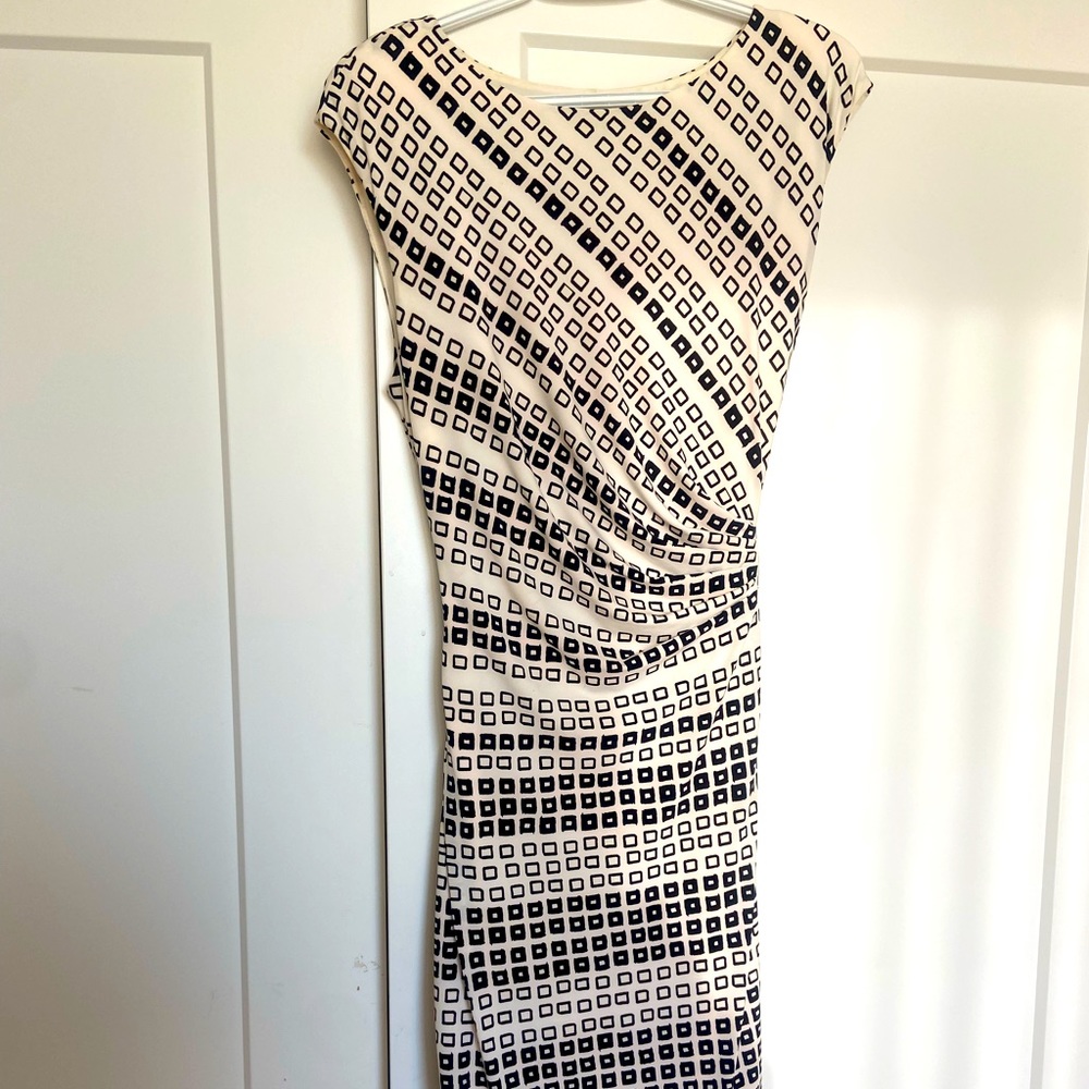 White and black Lauren Ralph Lauren Dress, ruching with tie in the back